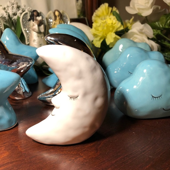 Ceramic Moon Trinket✅ - Picture 3 of 5